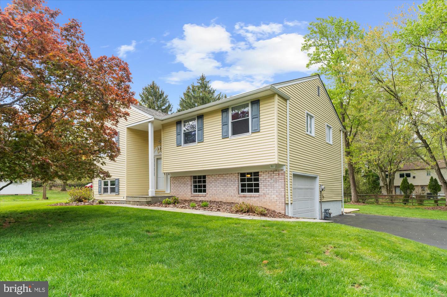 101 Village Drive, North Wales