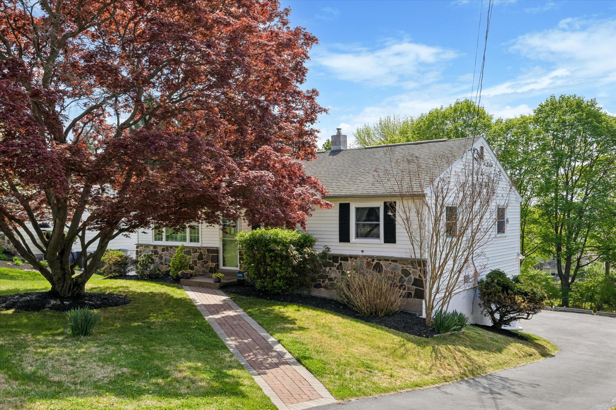187 E Valley Forge Road, King Of Prussia