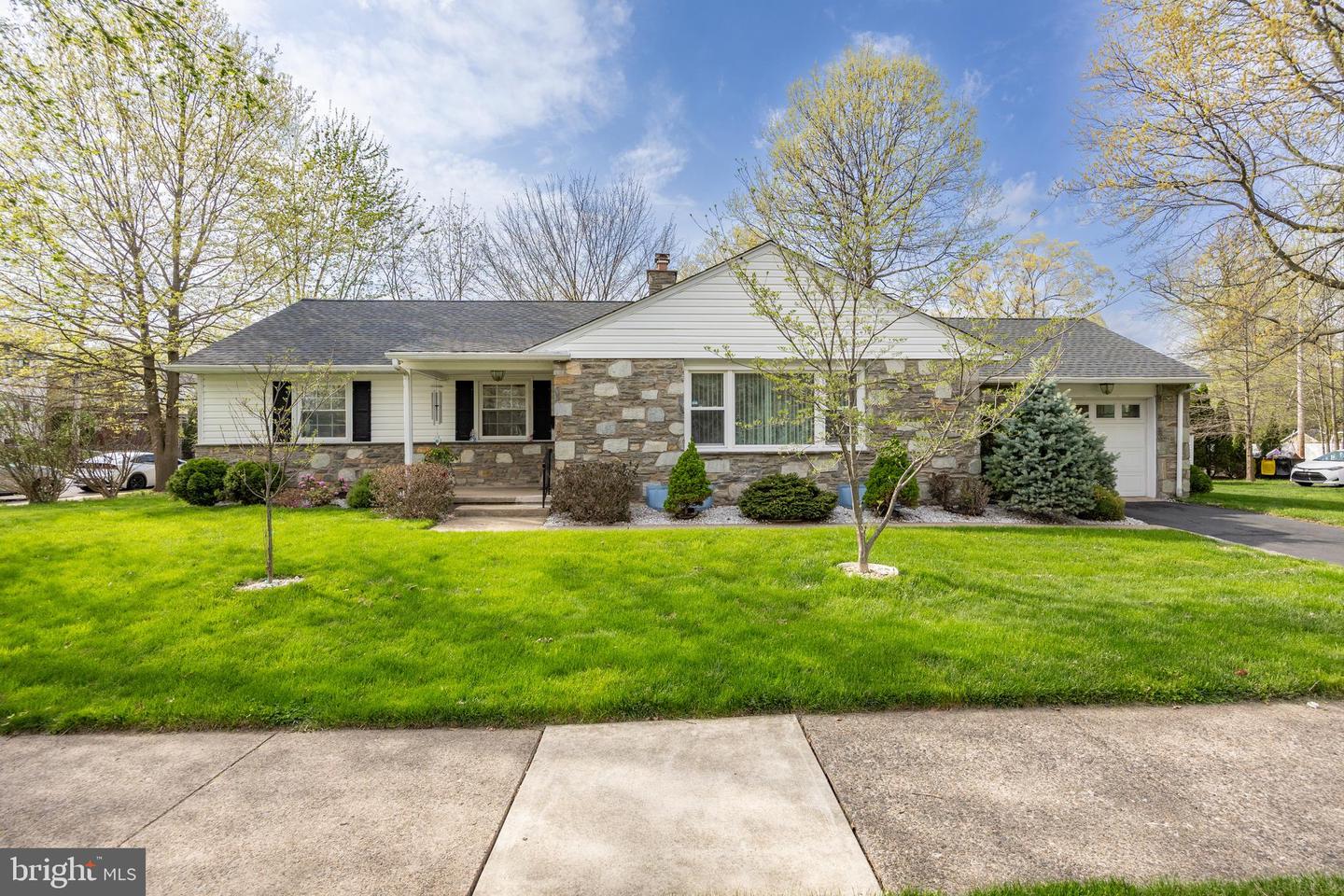 604 N Line Street, Lansdale