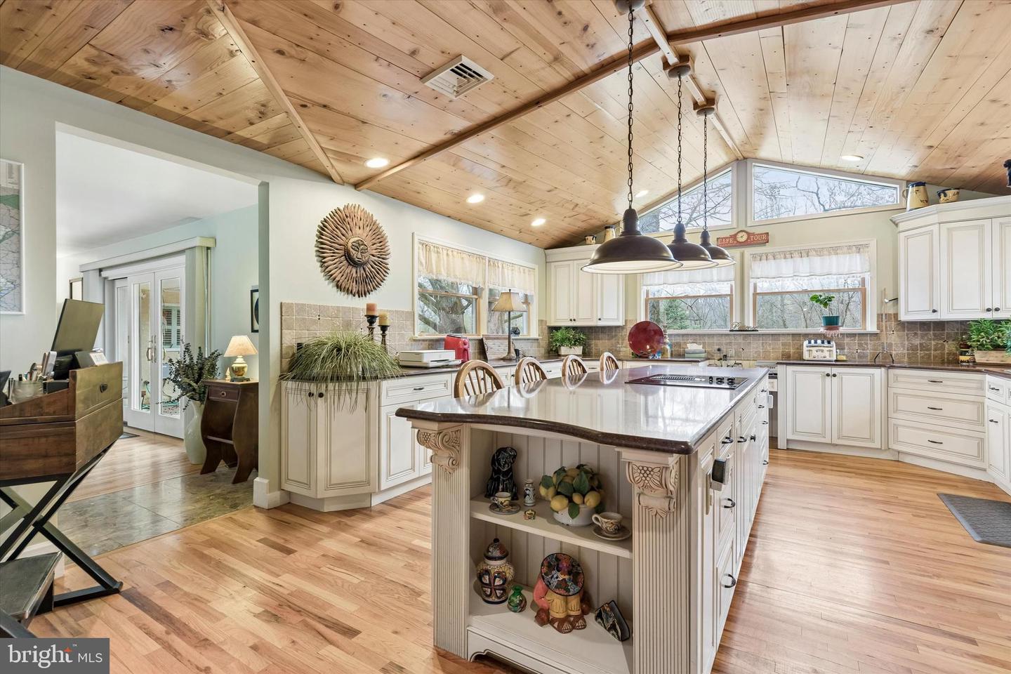 1240 Stump Road, North Wales