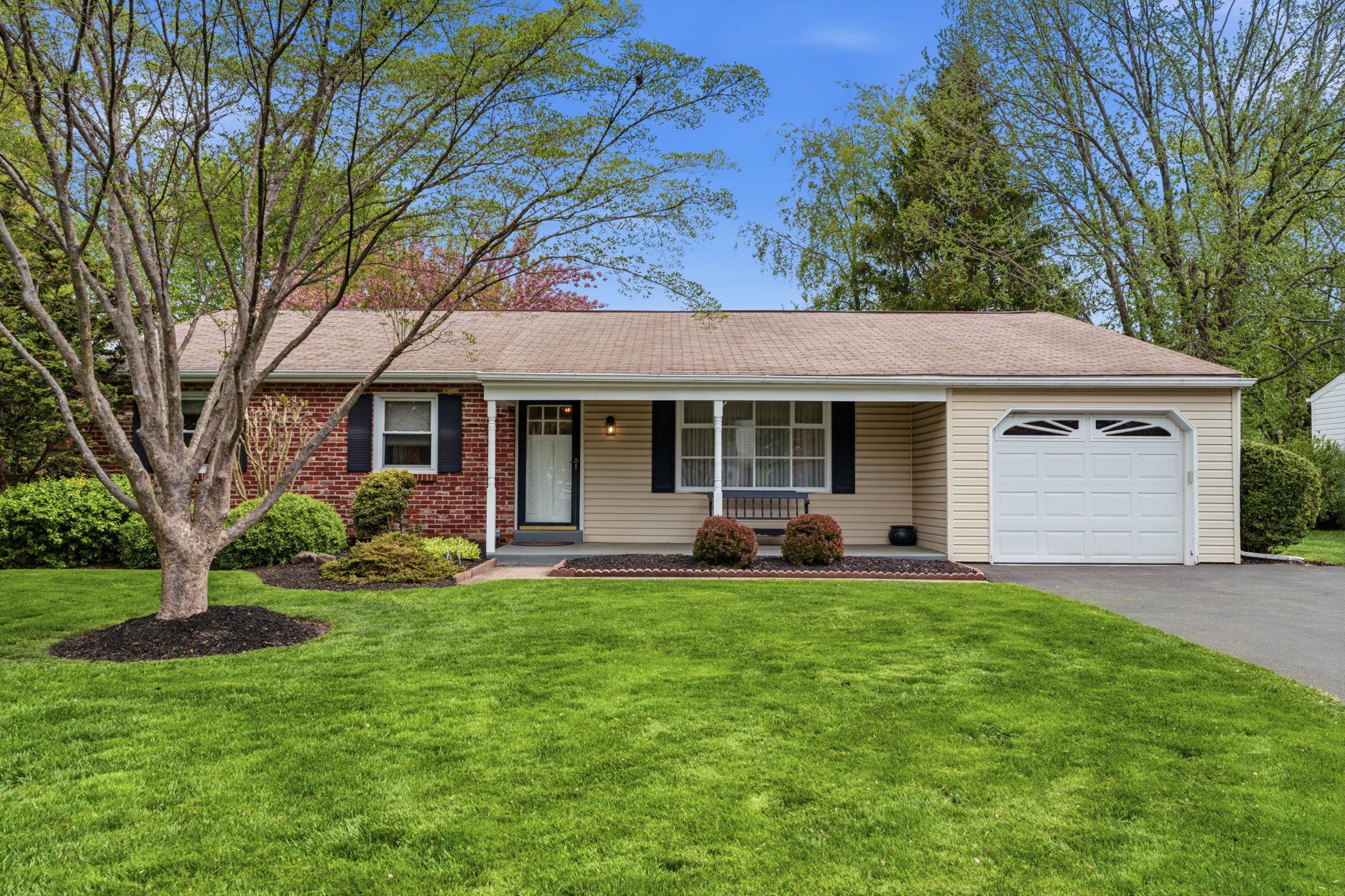 226 Silvestri Drive, Hatboro