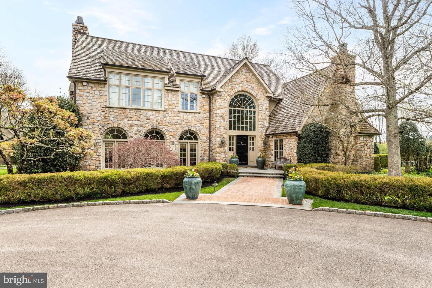 1347 Fording Brook Road