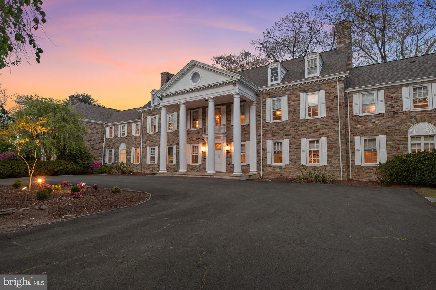 1035 Wright Drive