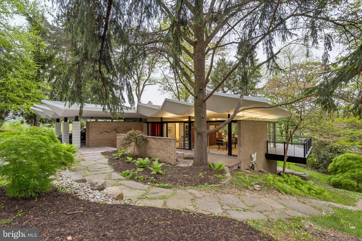 1640 Monk Road, Gladwyne