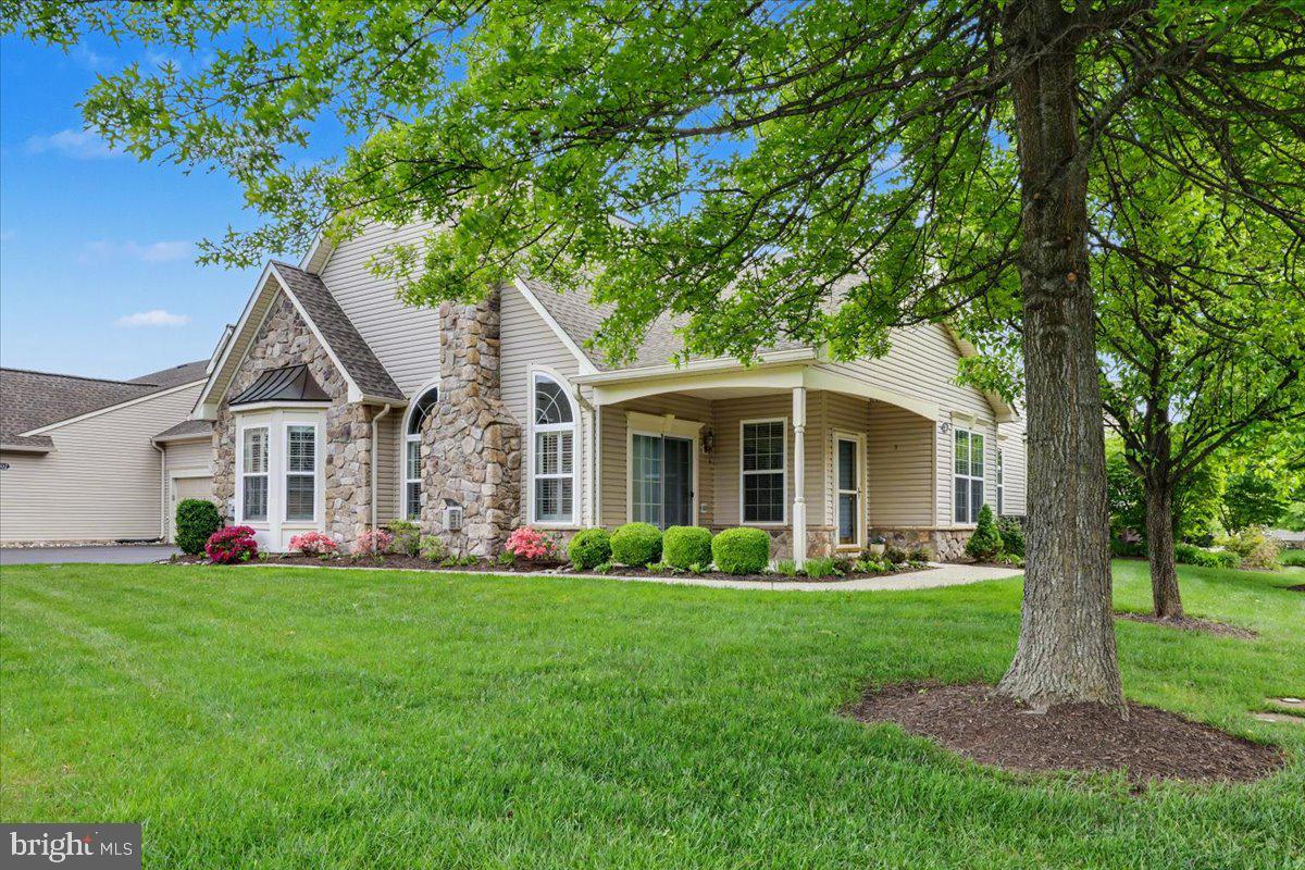 330 Pebble Beach Drive, Linfield