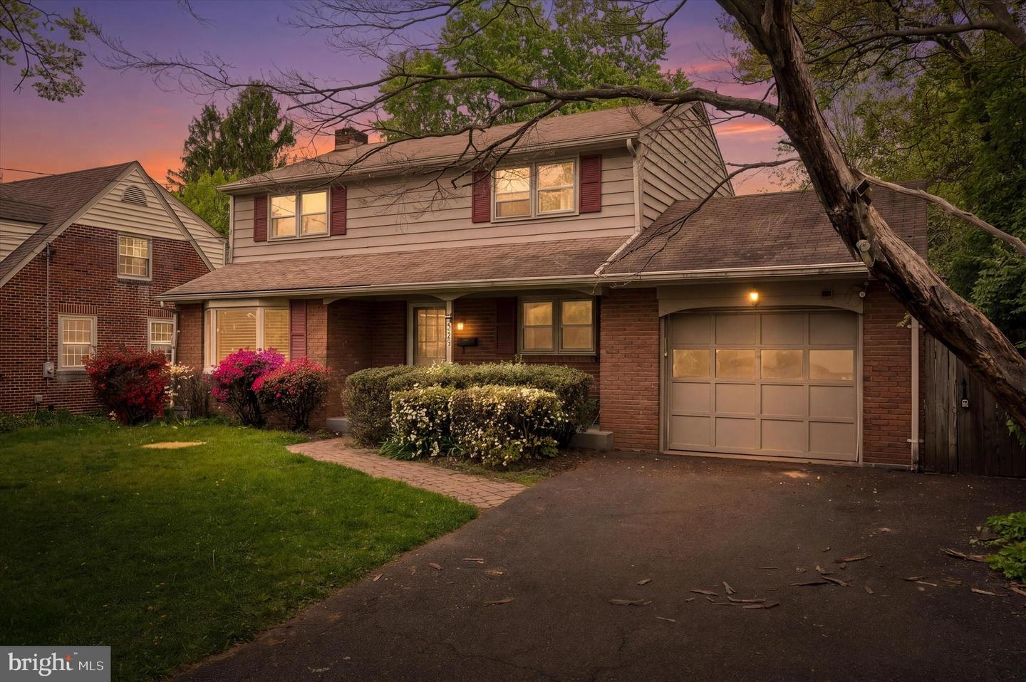 323 S 5th Street, North Wales