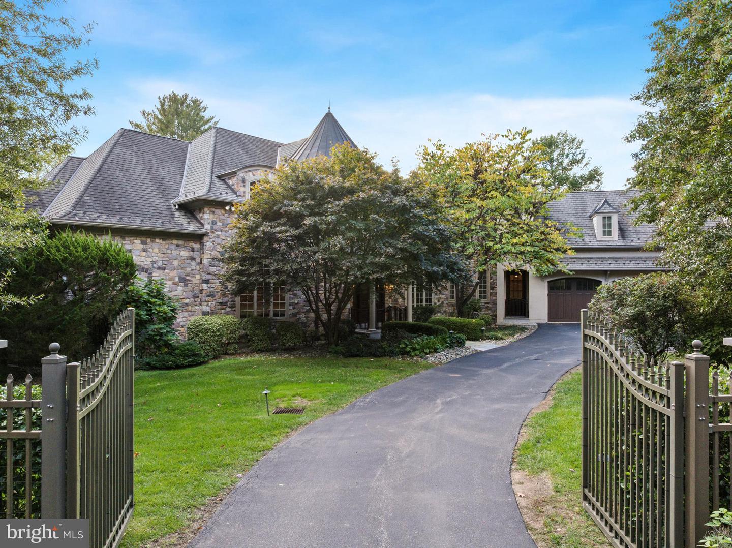 420 Williamson Road, Gladwyne