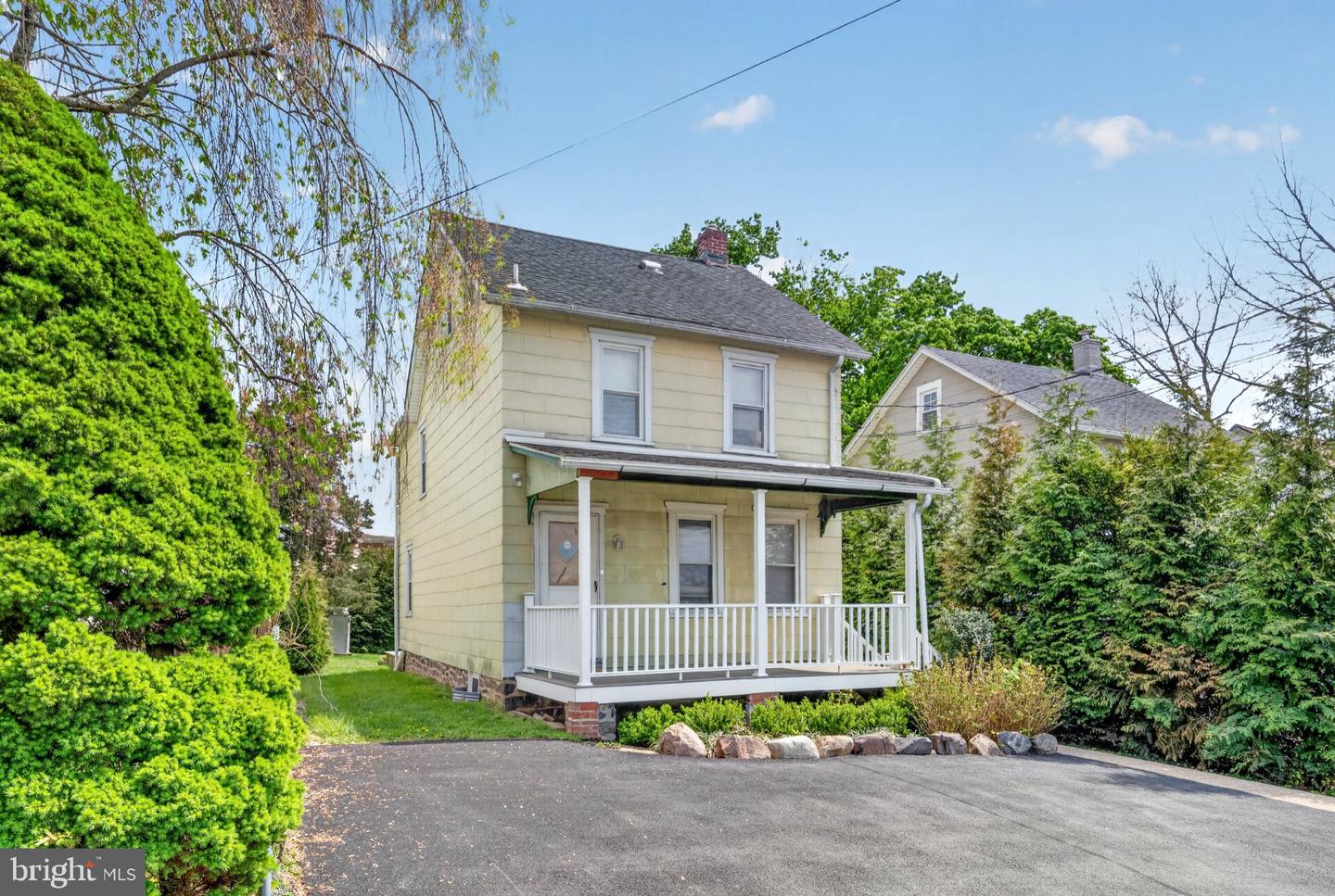 308 Francis, Ambler