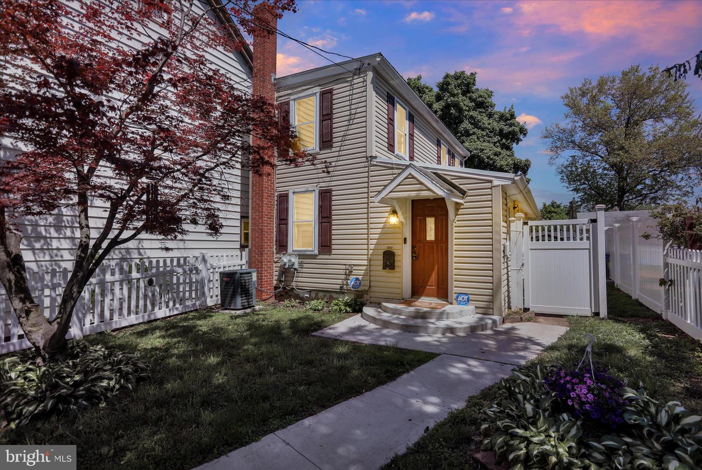 207 West Street, Pottstown