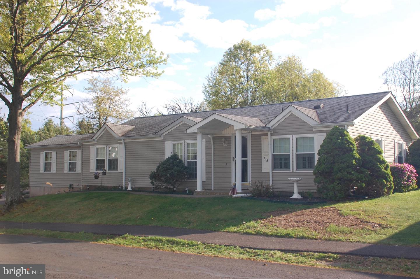316 Hidden Springs Drive, Souderton