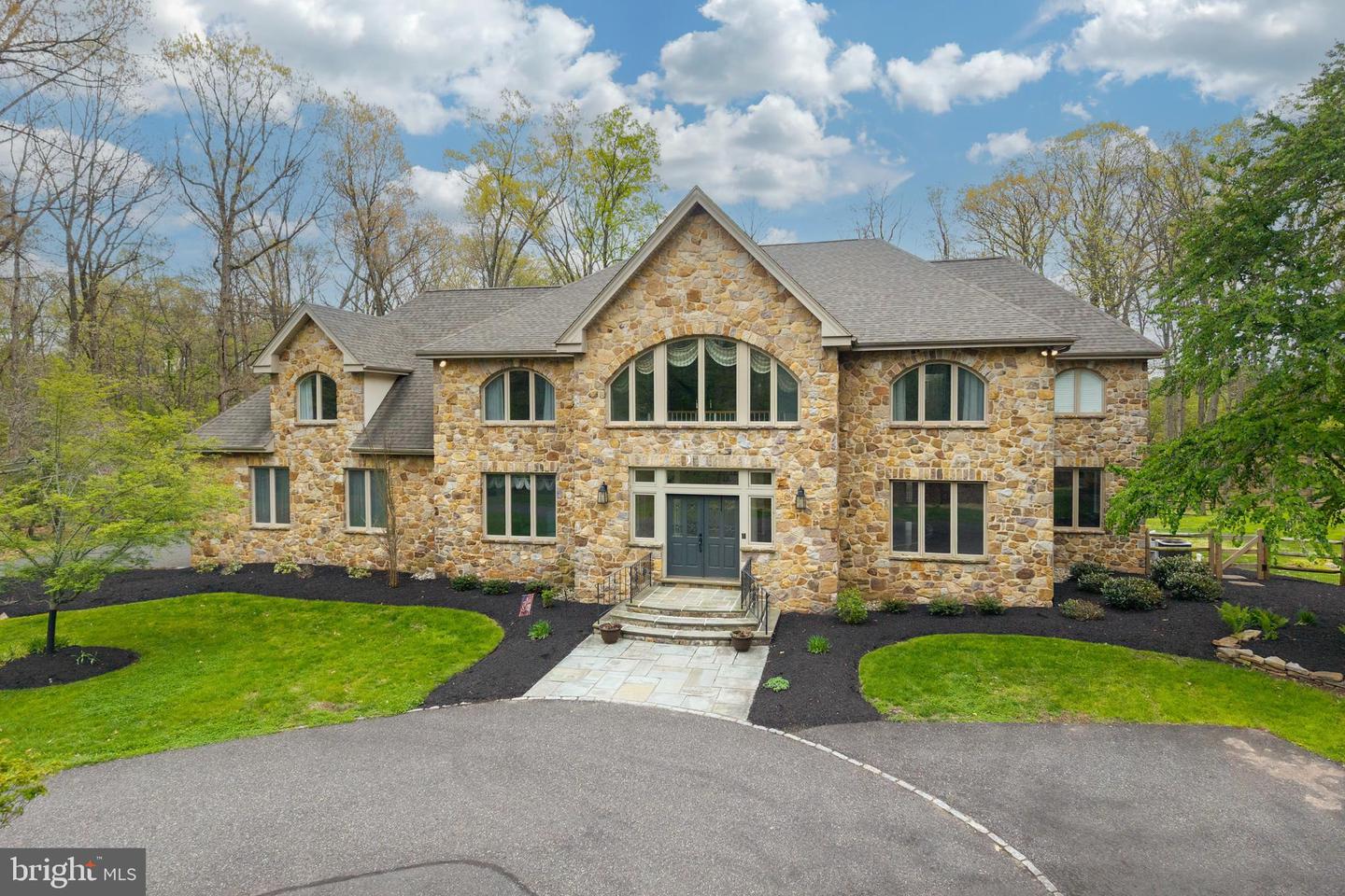 172 White Pine Way, Harleysville