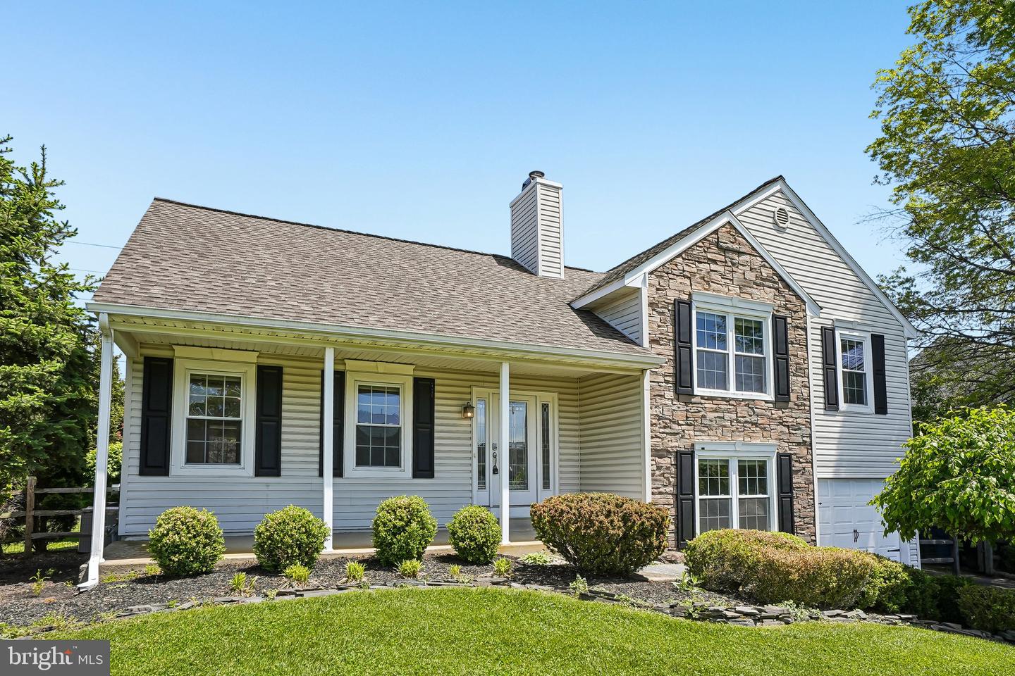 247 Winchester Drive, Horsham