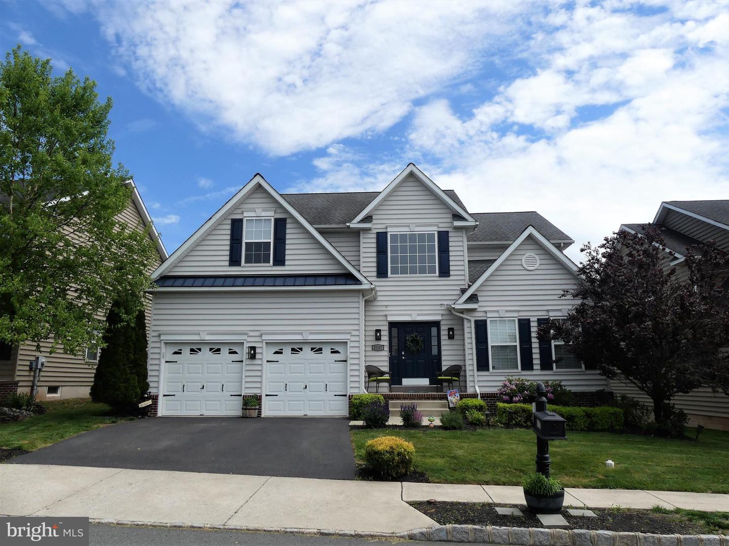2137 Larkspur Court