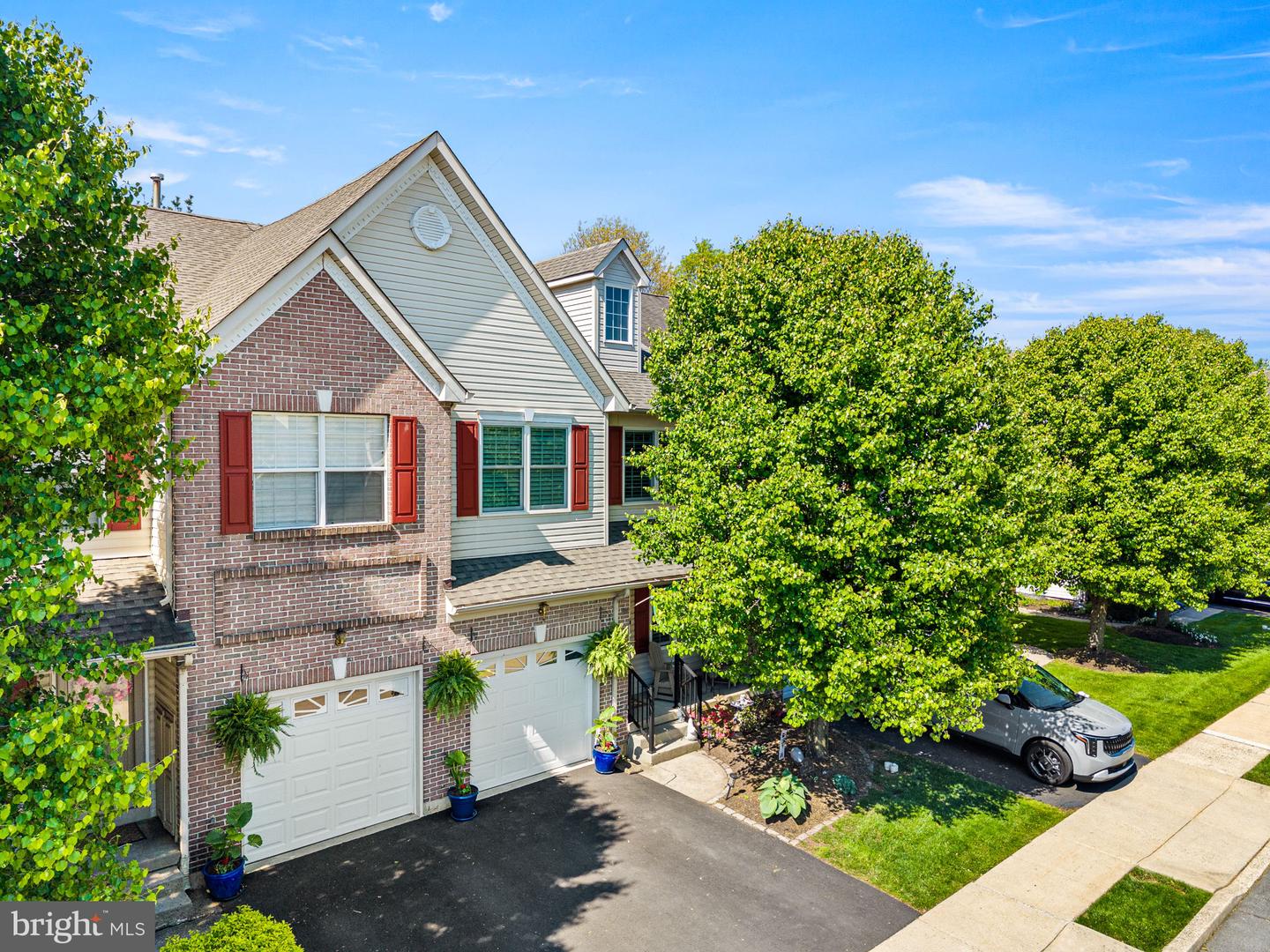 256 Larkspur Lane, Hatfield