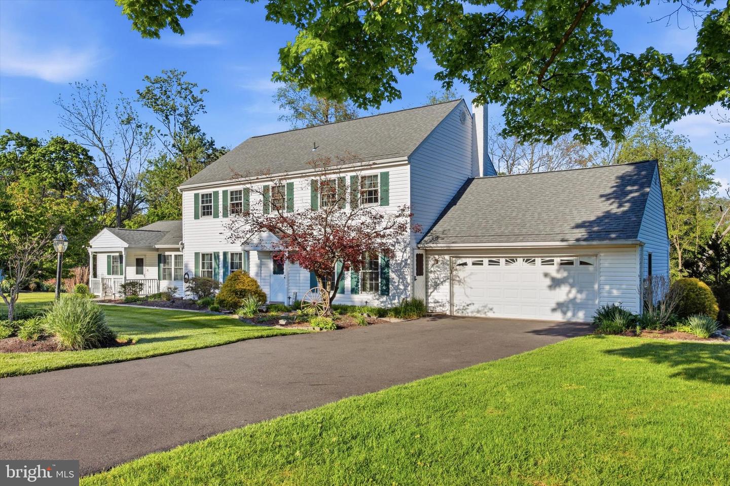 1965 Foster Road, Hatfield