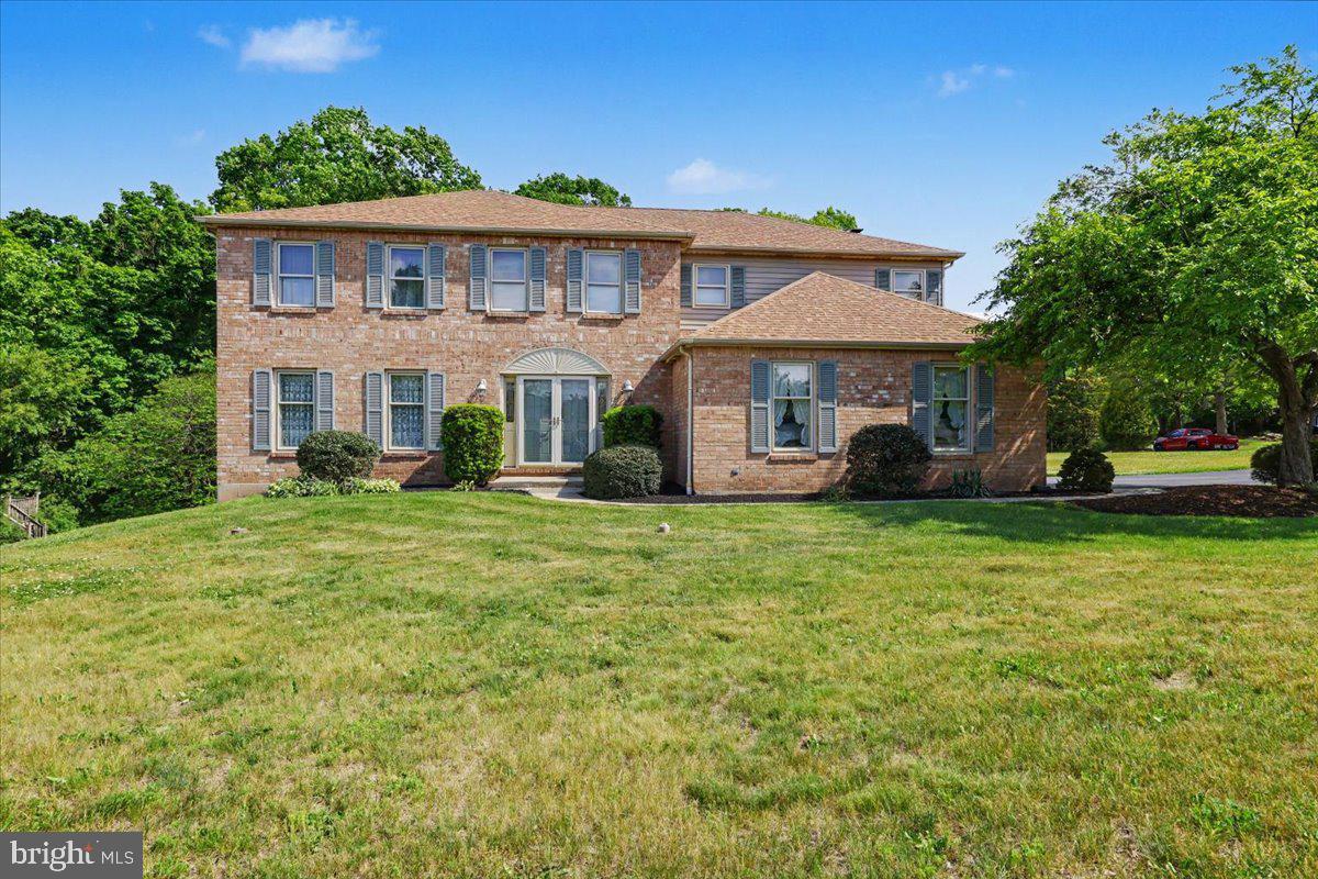 10 Hawk Court, Gilbertsville