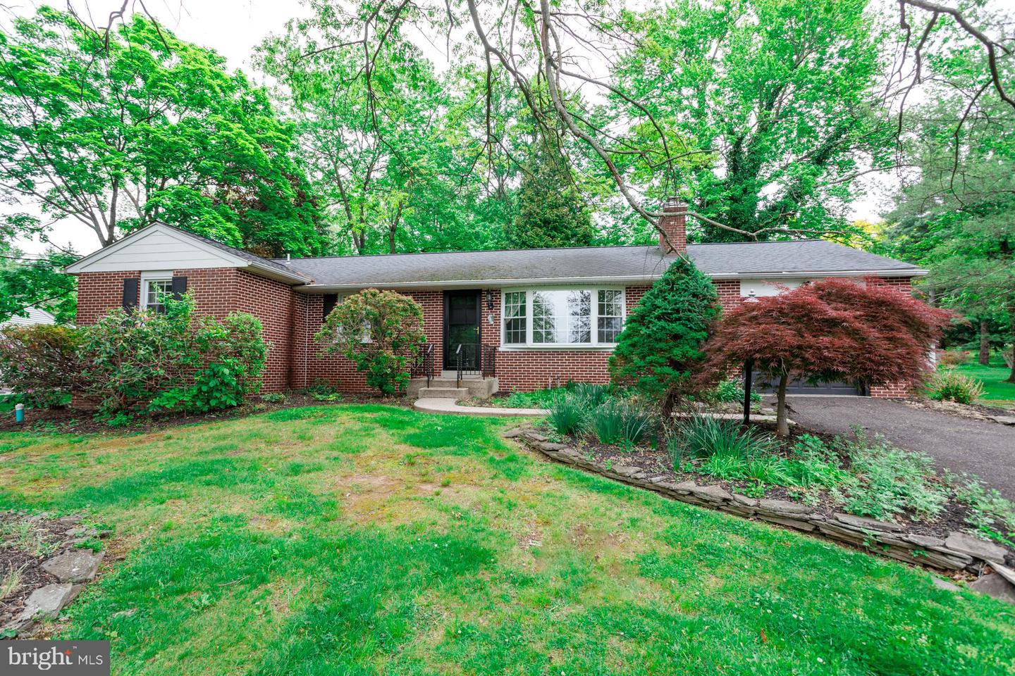 110 Knollwood Drive, Lansdale