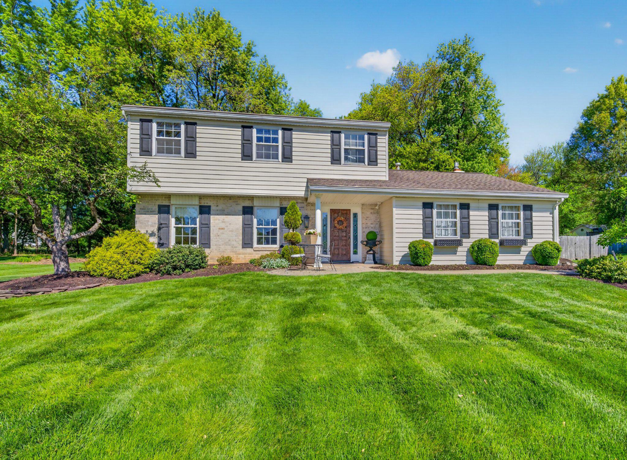 556 Grapevine Drive, Hatfield