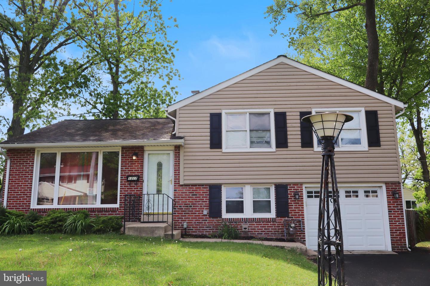 1317 Fitzwatertown Rd