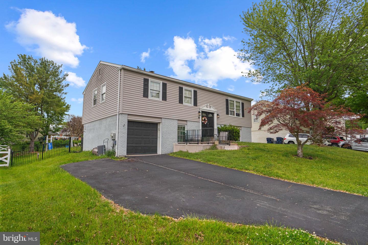 908 Mennonite Road