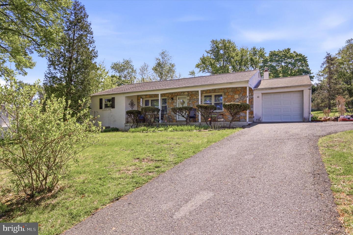 120 Harry Road, Eagleville