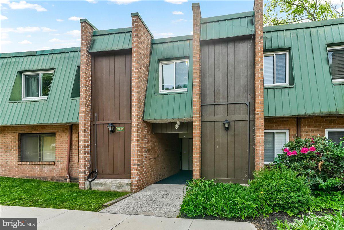 810 Meadowview Lane #810, Mont Clare