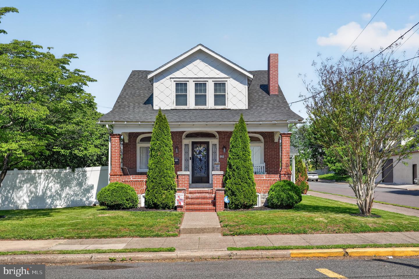 639 E Vine Street, Stowe