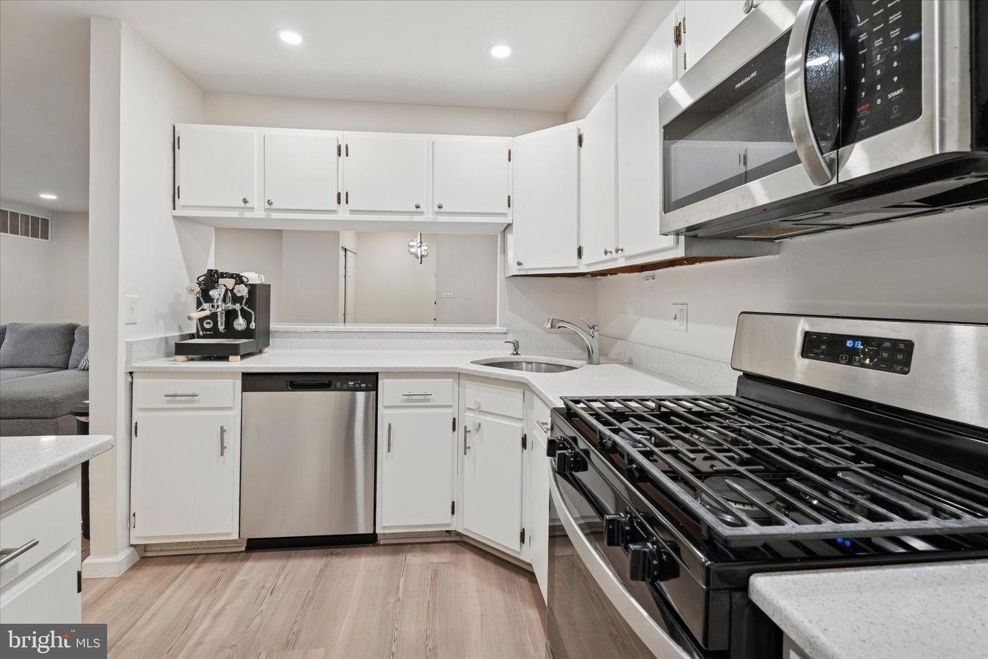 207 Stockton Court ## 207 Bldg, North Wales
