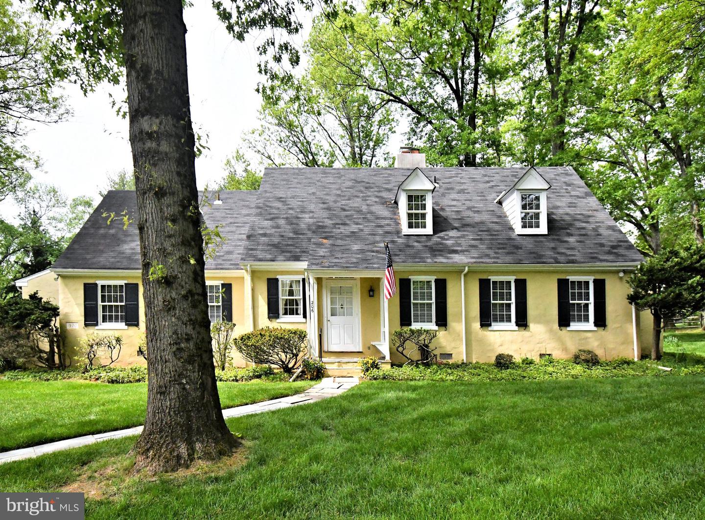 206 Cathcart