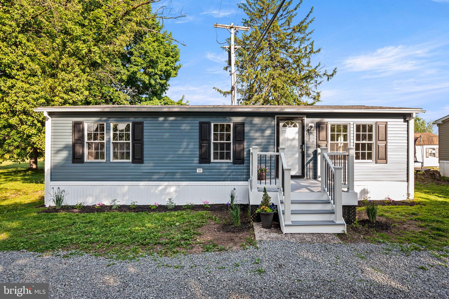 165 W Ridge Pike #109