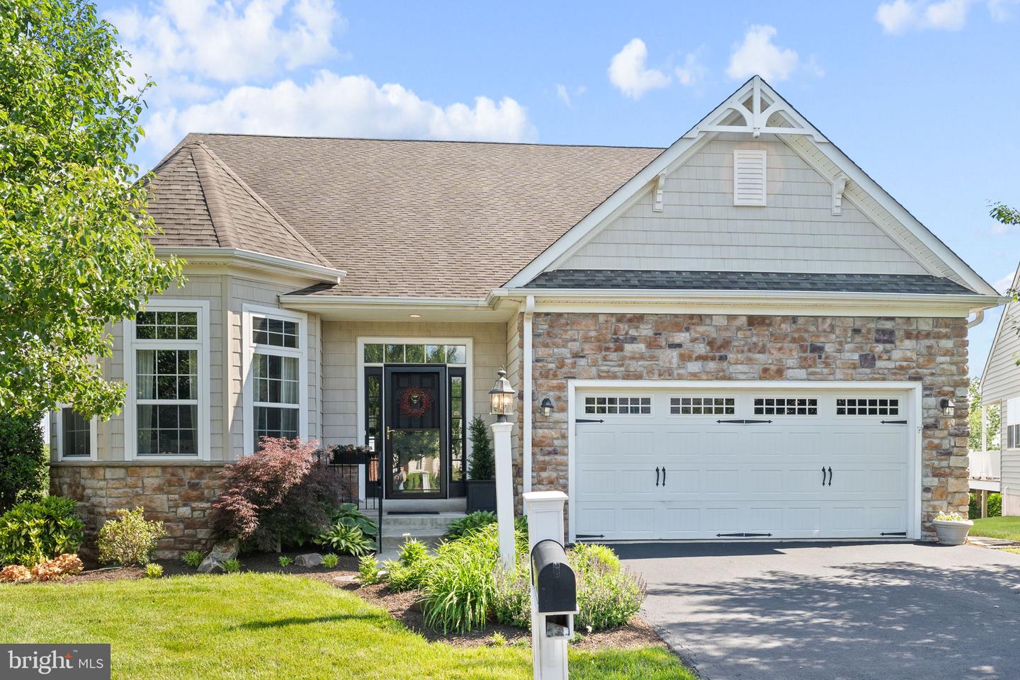 4646 Logan Ct