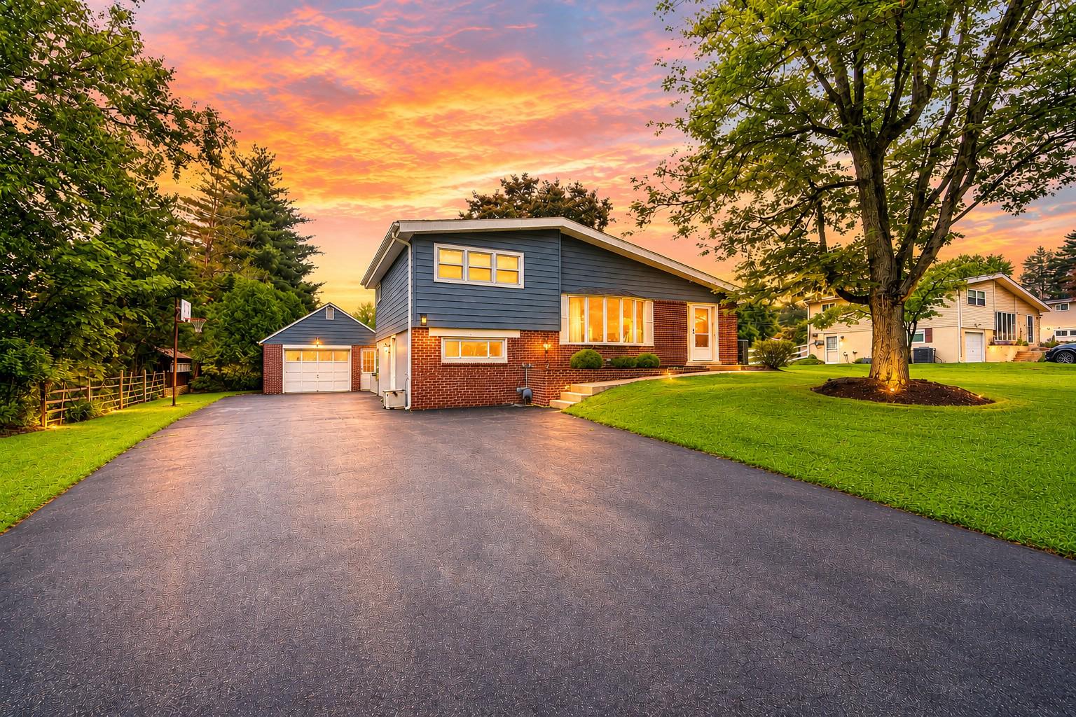 1649 Muhlenburg Drive, Blue Bell