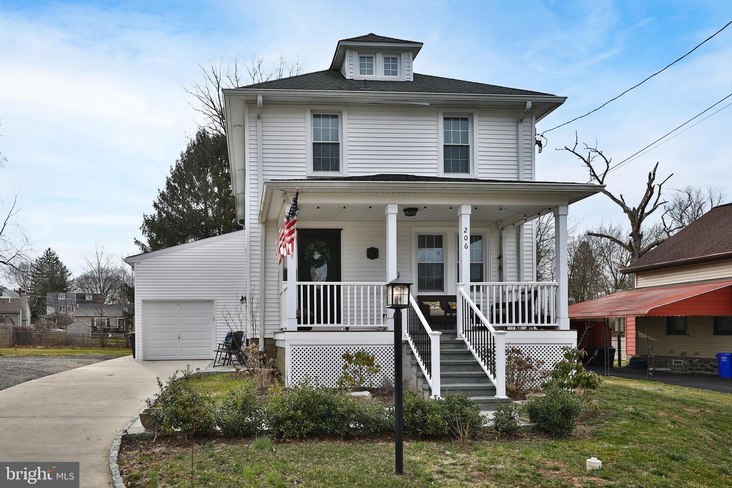 206 Wood Street