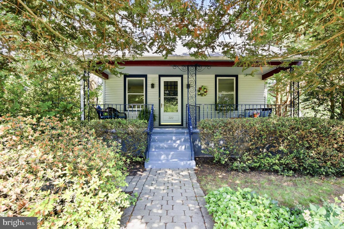 322 Cottage Avenue, Horsham