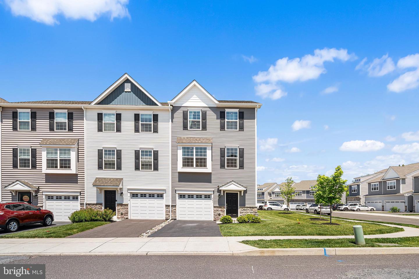 421 Ridgewood Drive