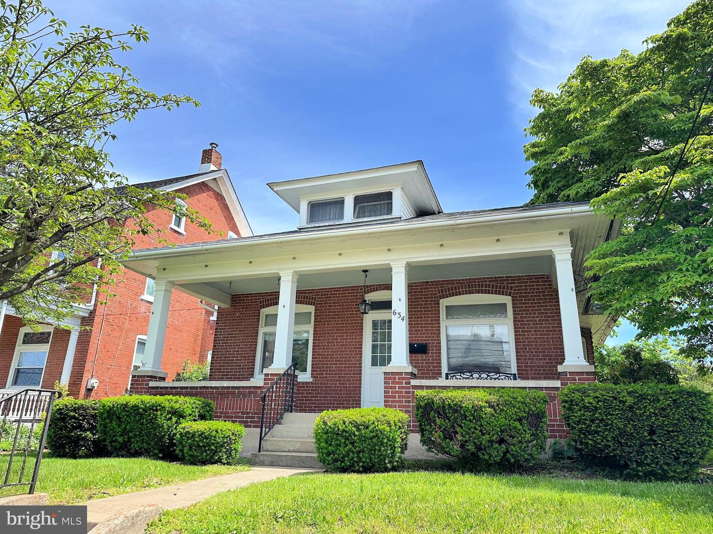 634 Main Street