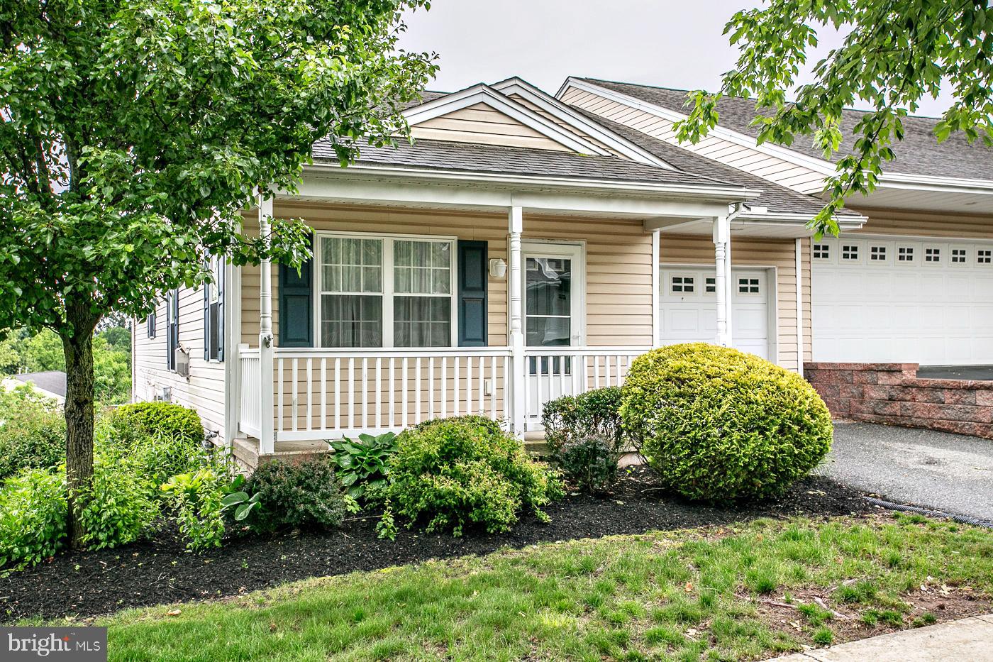 220 W Harmony Drive #92