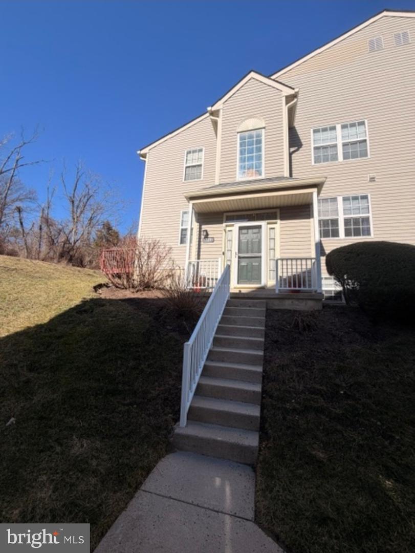 723 Thornhill Dr