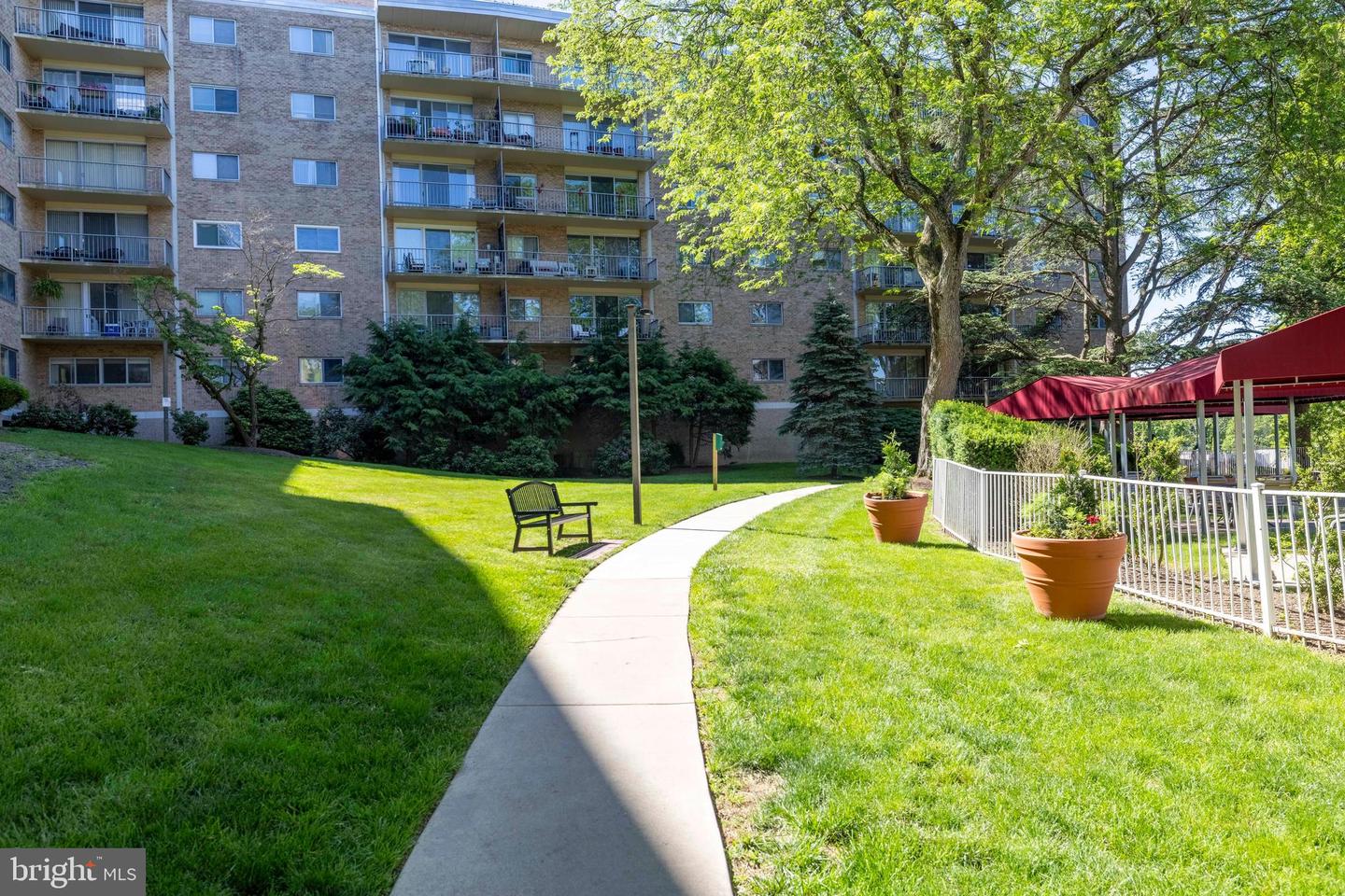 100 West Avenue #804-W