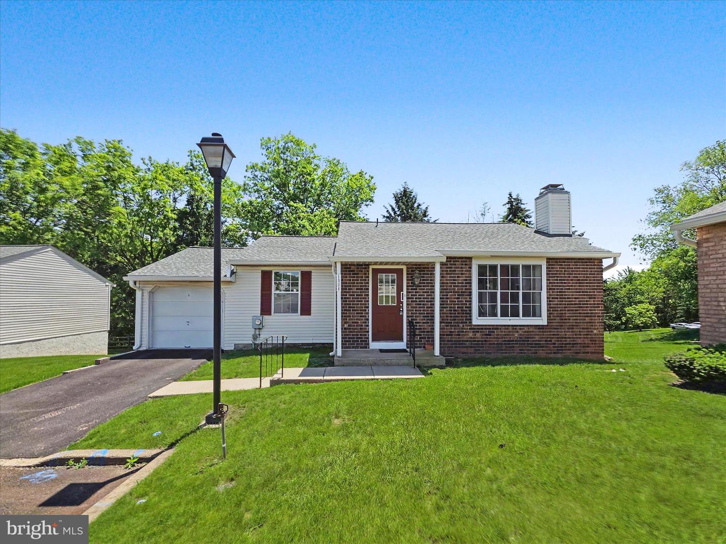 1306 Fairbourne Court, Lansdale