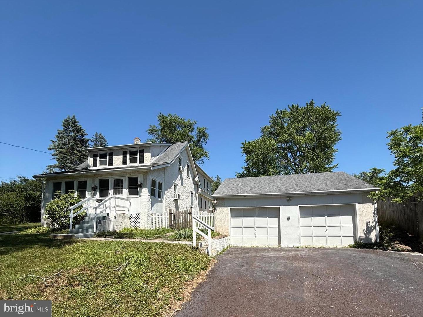 316 River Road