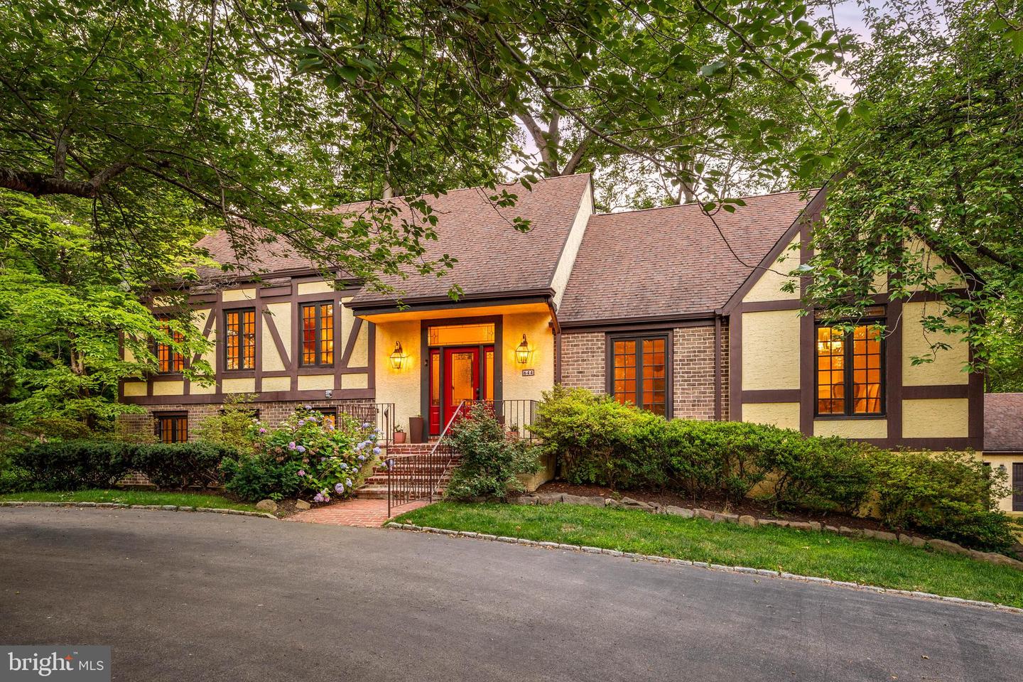 644 Robinson Lane