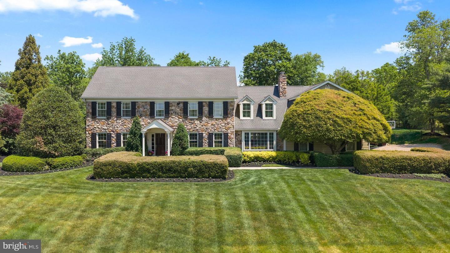 1017 Lorien Drive