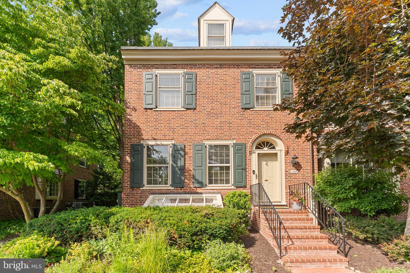 1100 Quinard Court