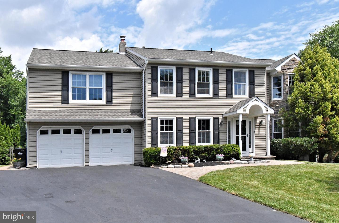 103 Chaucer Court