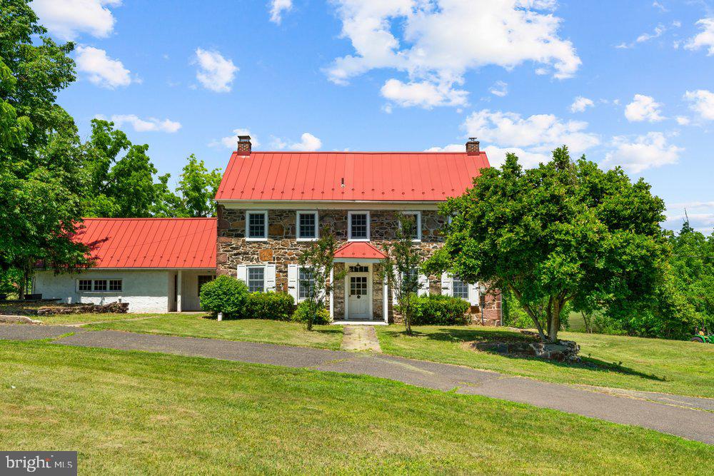 201 E Moyer Road