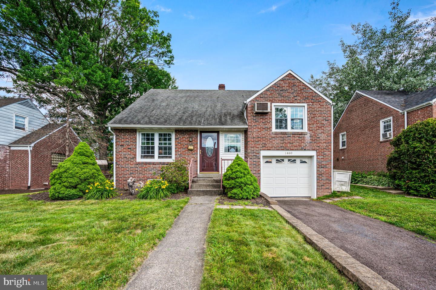 1460 Sunset Drive