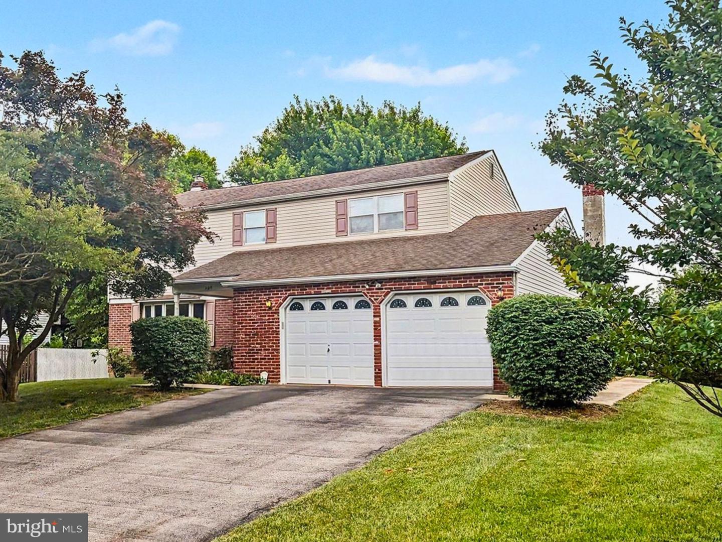 208 N Trooper Road