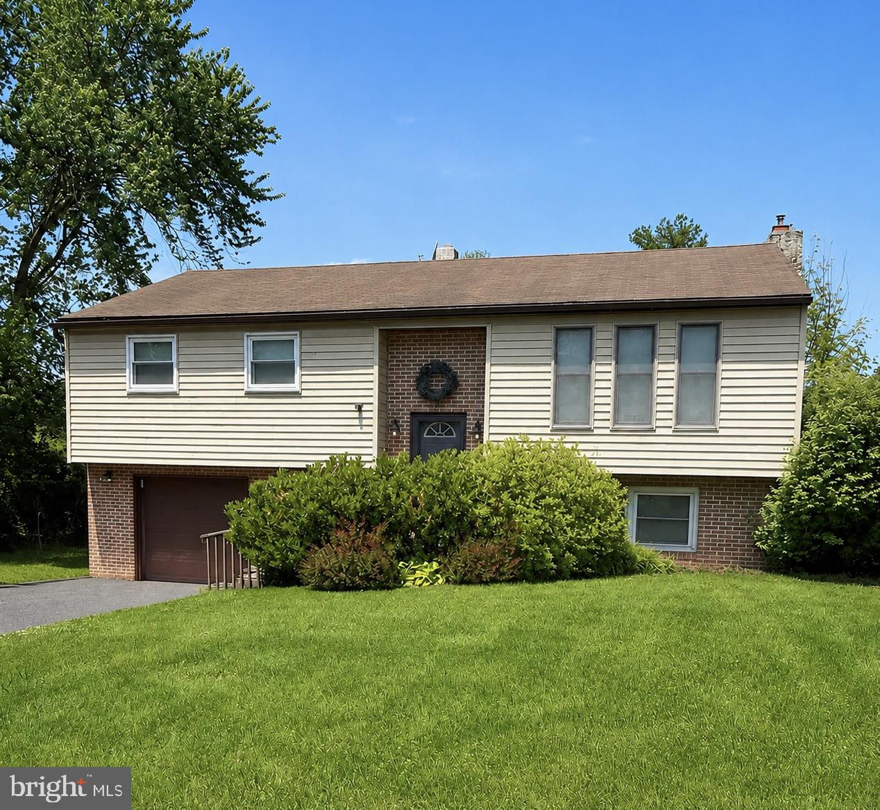 355 Stonehaven Drive