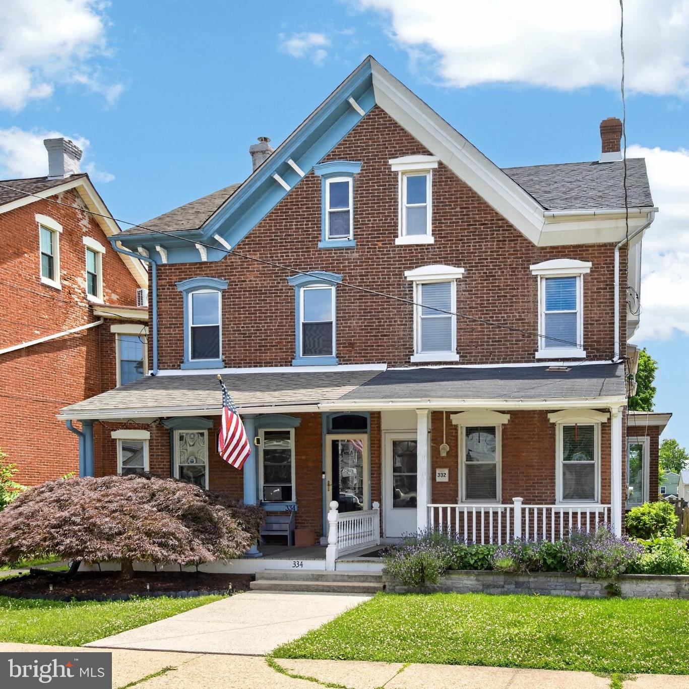 332 Walnut Street